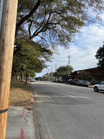 1114 Front St., Georgetown, SC 29440