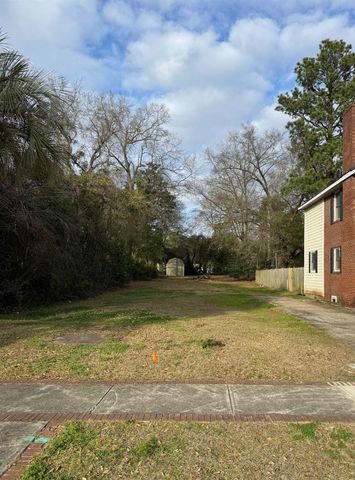 1114 Front St., Georgetown, SC 29440