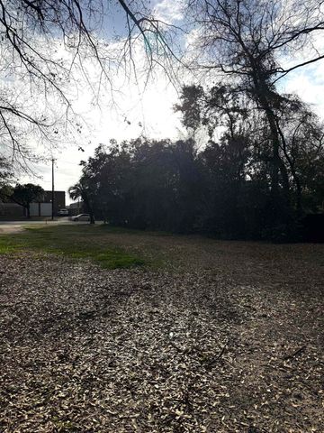 1114 Front St., Georgetown, SC 29440