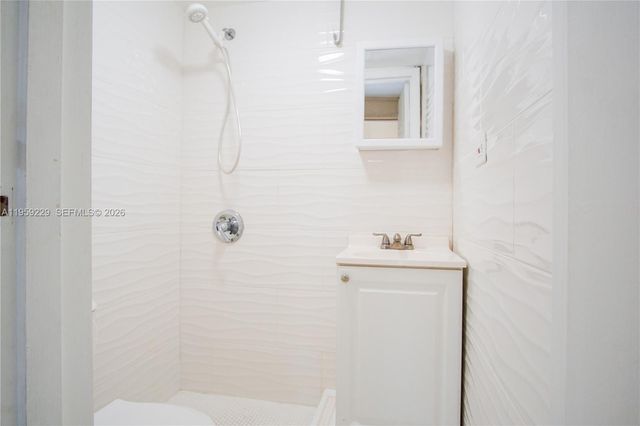 2929 E Missionwood Cir B-24, Miramar, FL 33025