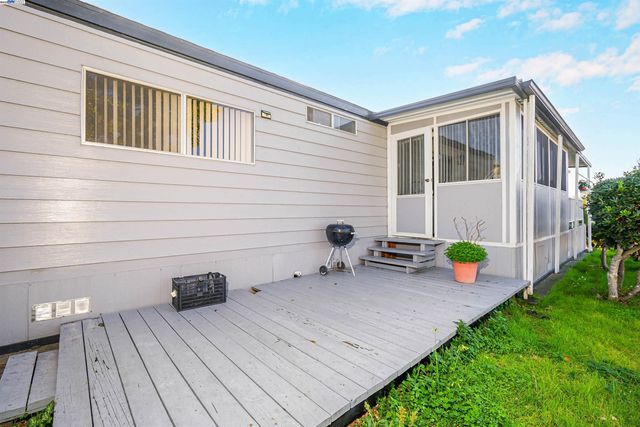 29050 S WESTMINSTER, Hayward, CA 94544