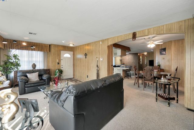 29050 S WESTMINSTER, Hayward, CA 94544