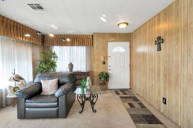 29050 S WESTMINSTER, Hayward, CA 94544