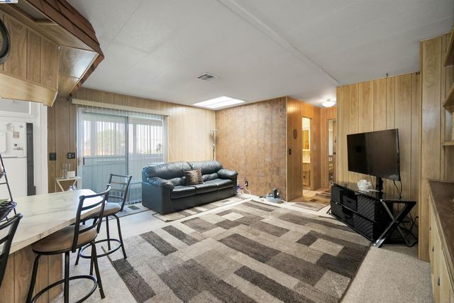 29050 S WESTMINSTER, Hayward, CA 94544