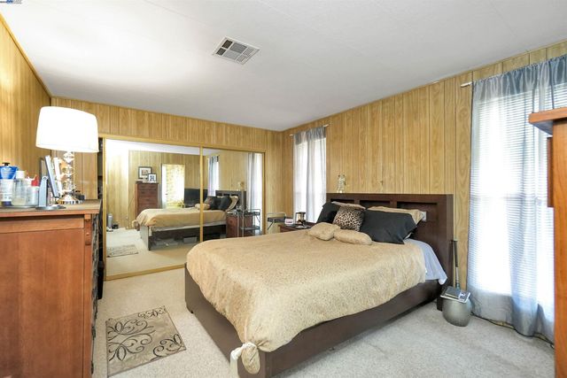 29050 S WESTMINSTER, Hayward, CA 94544