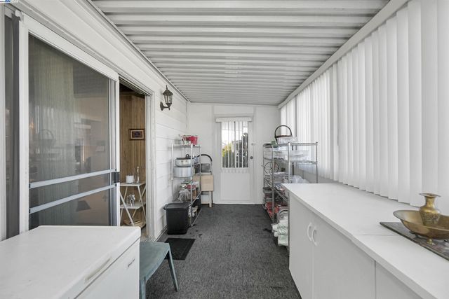 29050 S WESTMINSTER, Hayward, CA 94544