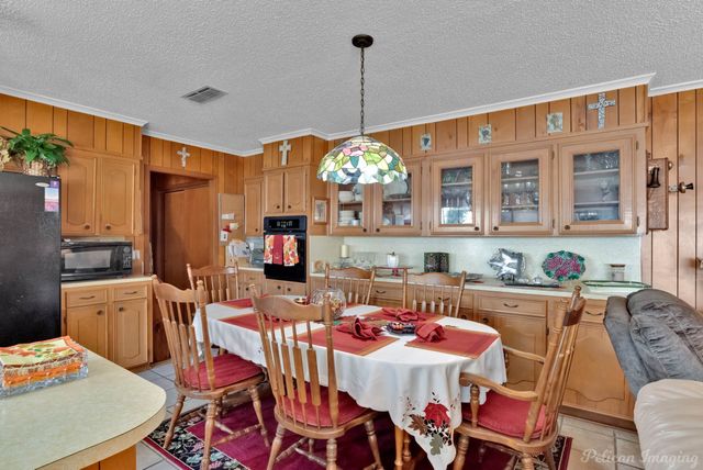 7206 S Lakeshore Drive, Shreveport, LA 71119