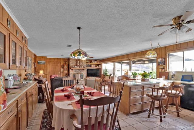 7206 S Lakeshore Drive, Shreveport, LA 71119