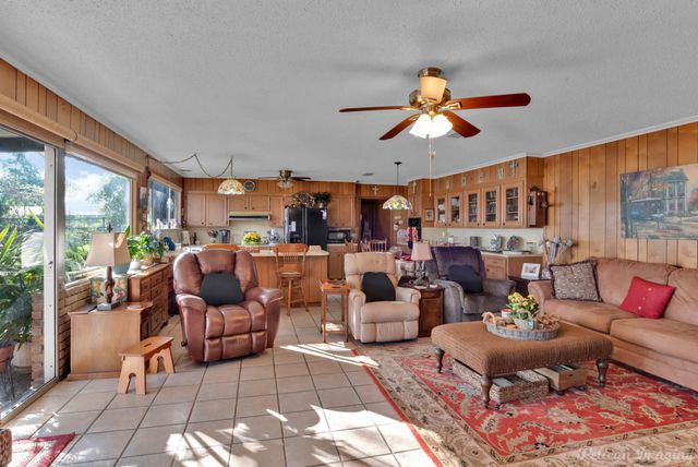 7206 S Lakeshore Drive, Shreveport, LA 71119