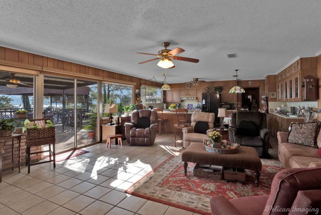 7206 S Lakeshore Drive, Shreveport, LA 71119