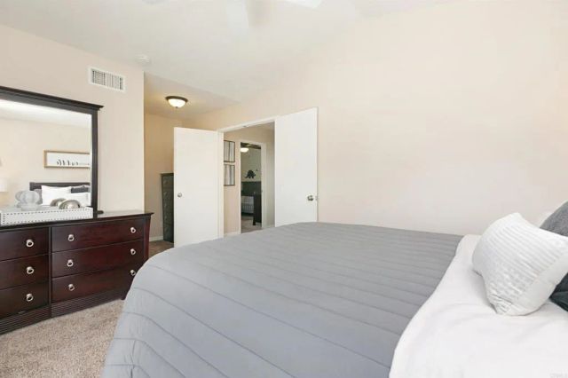 1684 Charlie Horse Way, Oceanside, CA 92057