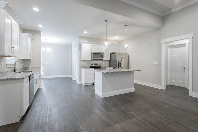 8205 Double Eagle Court, Ooltewah, TN 37363