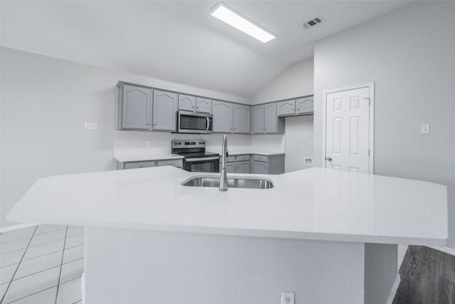 602 Joy Lane, Mansfield, TX 76063