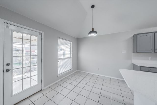 602 Joy Lane, Mansfield, TX 76063