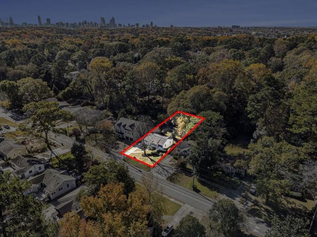 1116 Shepherds NE Lane, Atlanta, GA 30324