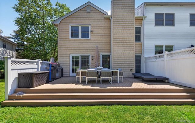 88 Hidden Ridge Drive, Syosset, NY 11791