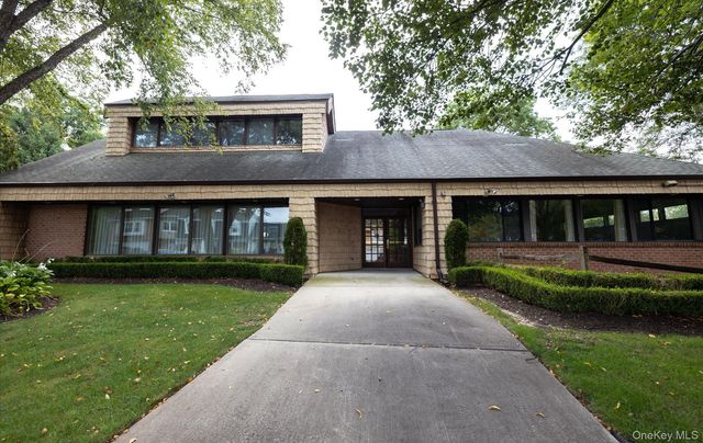 88 Hidden Ridge Drive, Syosset, NY 11791