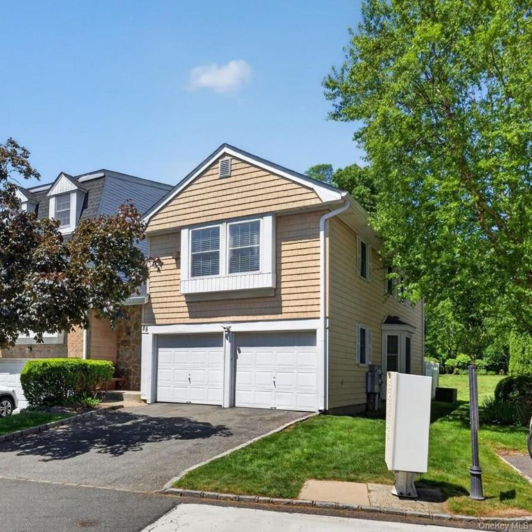 88 Hidden Ridge Drive, Syosset, NY 11791