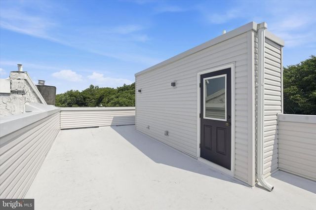 2727 E THOMPSON ST, Philadelphia, PA 19134