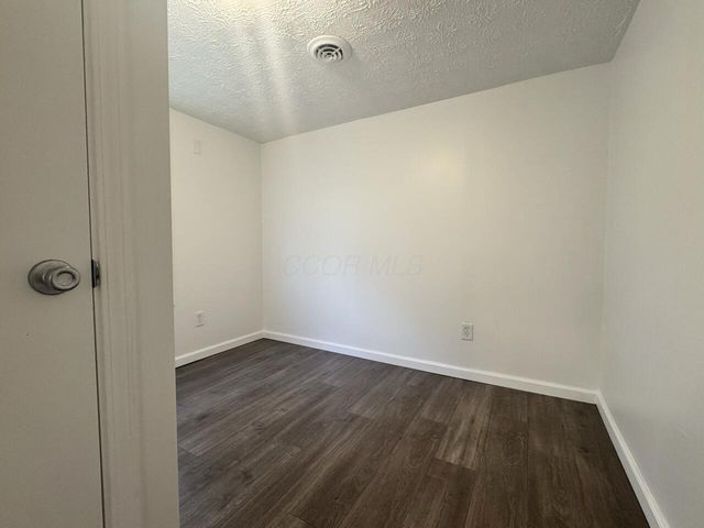 1206 Eureka Boulevard, Columbus, OH 43223