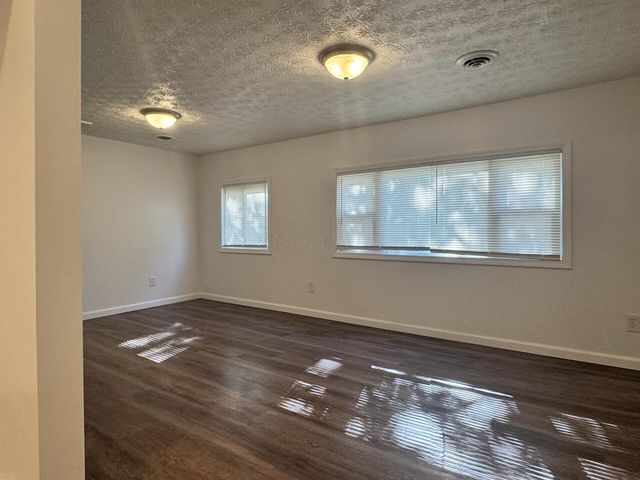 1206 Eureka Boulevard, Columbus, OH 43223
