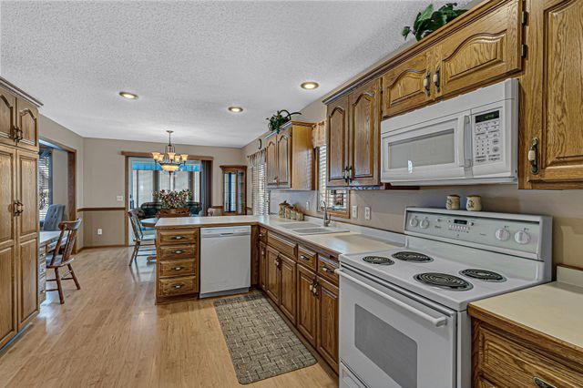 123 Willow Creek Drive, Waite Park, MN 56387