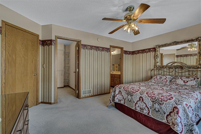 123 Willow Creek Drive, Waite Park, MN 56387