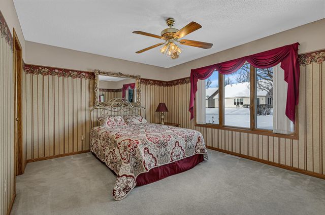 123 Willow Creek Drive, Waite Park, MN 56387