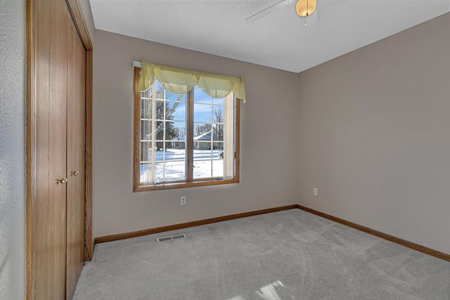 123 Willow Creek Drive, Waite Park, MN 56387