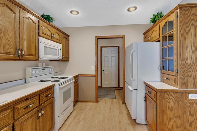 123 Willow Creek Drive, Waite Park, MN 56387