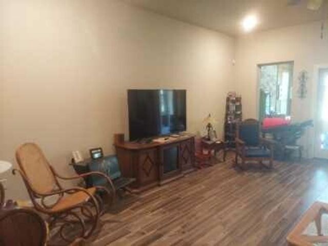 224 County Road 290, Collinsville, TX 76233