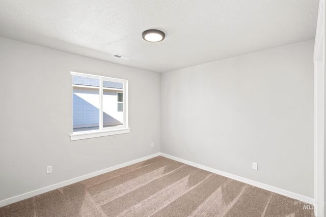 5005 S Bleachfield Ave, Meridian, ID 83642