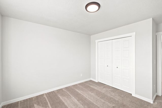 5005 S Bleachfield Ave, Meridian, ID 83642