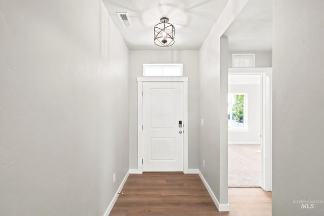 5005 S Bleachfield Ave, Meridian, ID 83642