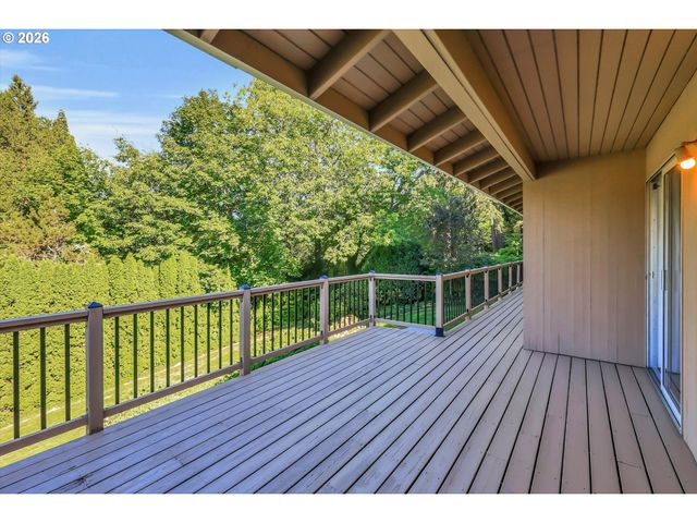 785 Sw 84TH Ave, Portland, OR 97225