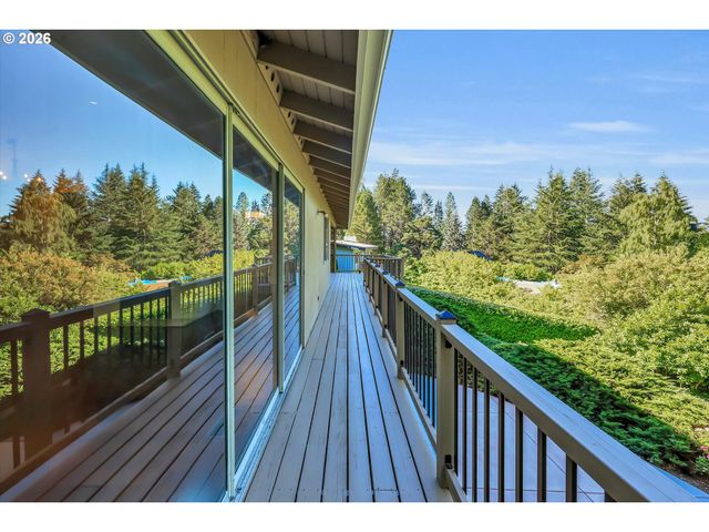 785 Sw 84TH Ave, Portland, OR 97225