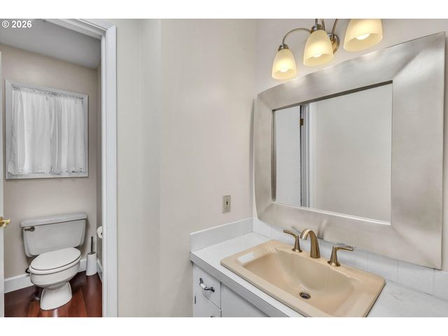 785 Sw 84TH Ave, Portland, OR 97225