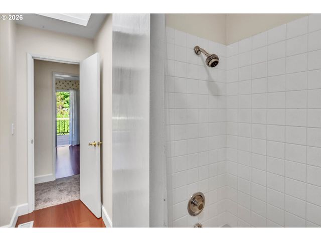 785 Sw 84TH Ave, Portland, OR 97225