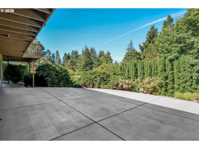 785 Sw 84TH Ave, Portland, OR 97225