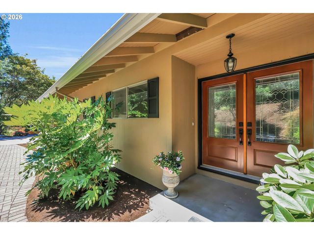 785 Sw 84TH Ave, Portland, OR 97225