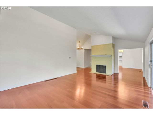785 Sw 84TH Ave, Portland, OR 97225
