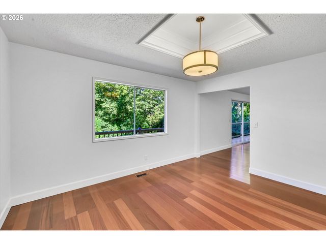 785 Sw 84TH Ave, Portland, OR 97225