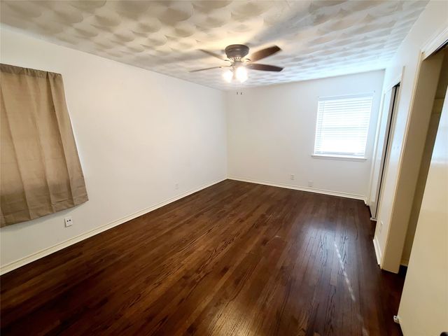 11040 Wyatt Street, Dallas, TX 75218