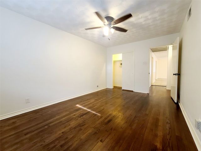 11040 Wyatt Street, Dallas, TX 75218