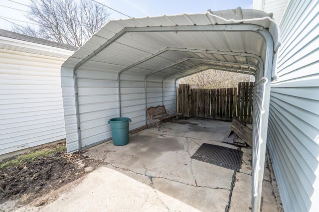 1028 Livingston Avenue, West Saint Paul, MN 55118