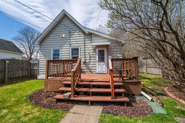 1028 Livingston Avenue, West Saint Paul, MN 55118