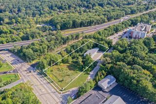 2057 Norwich New London Turnpike, Montville, CT 06382