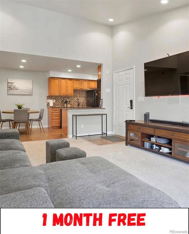 10273 E Peakview Avenue D202, Englewood, CO 80111