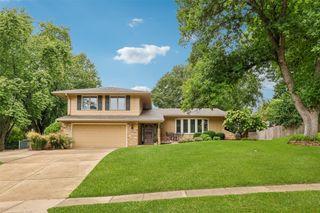 900 44th Street, West Des Moines, IA 50265