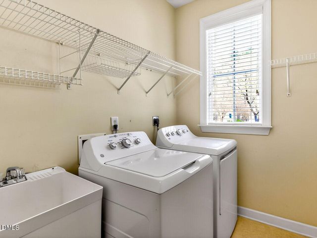 408 Knotts Valley Lane, Cary, NC 27519